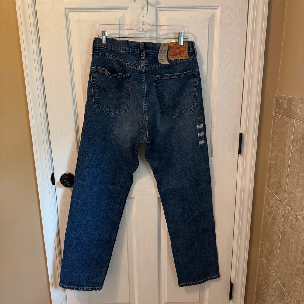 Levi's 505‎ Regular Stretch 36x32 Medium Wash Blue Straight Jeans Classic NWT